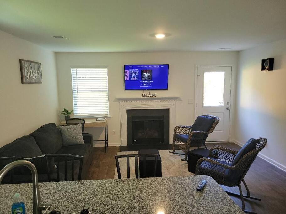 Sc 3755 New 2 Bedroom Townhouse Ft Jackson & Usc Columbia Exterior photo