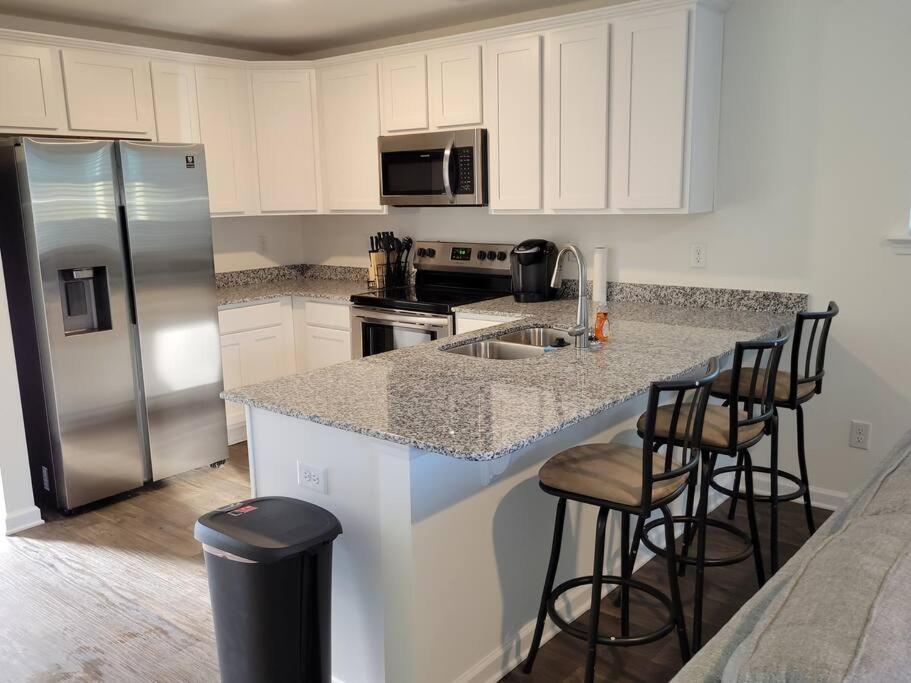 Sc 3755 New 2 Bedroom Townhouse Ft Jackson & Usc Columbia Exterior photo